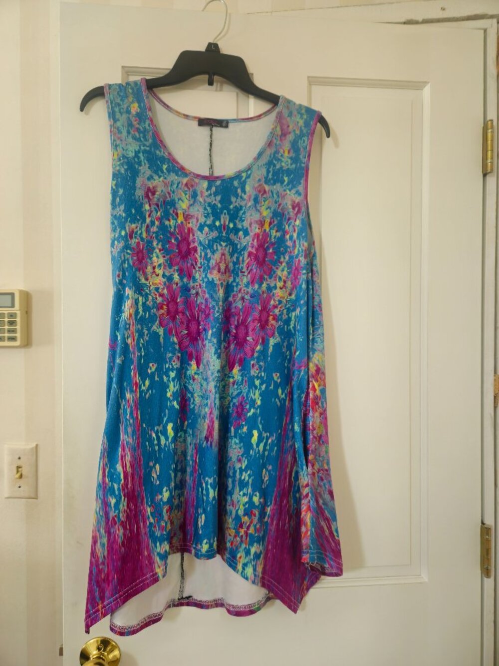Azelea High Low Tank Top - XL